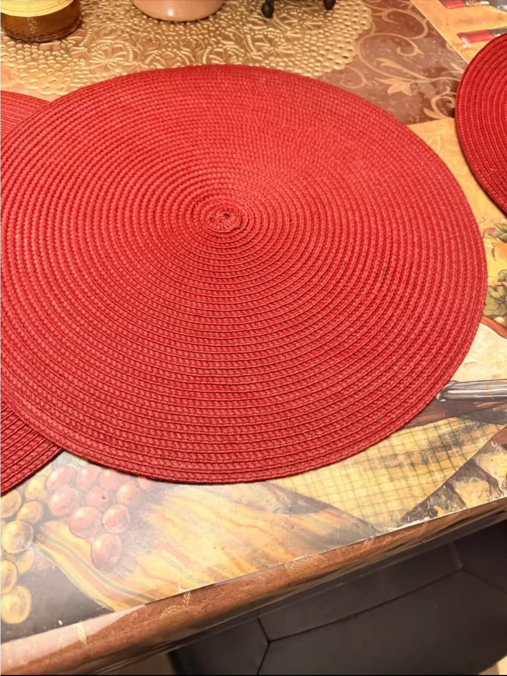 Red Round Woven Placemat Set - Home Dining